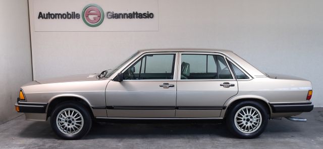 Audi 200